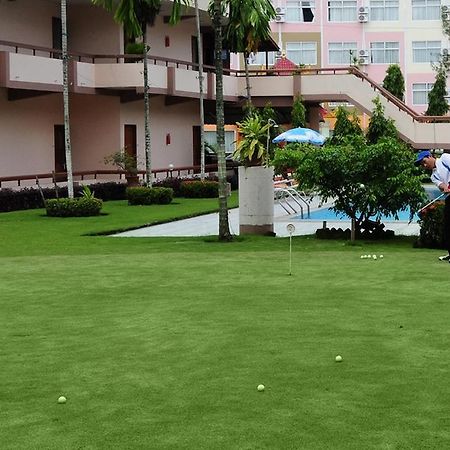 City Golf Resort Rangoon Buitenkant foto