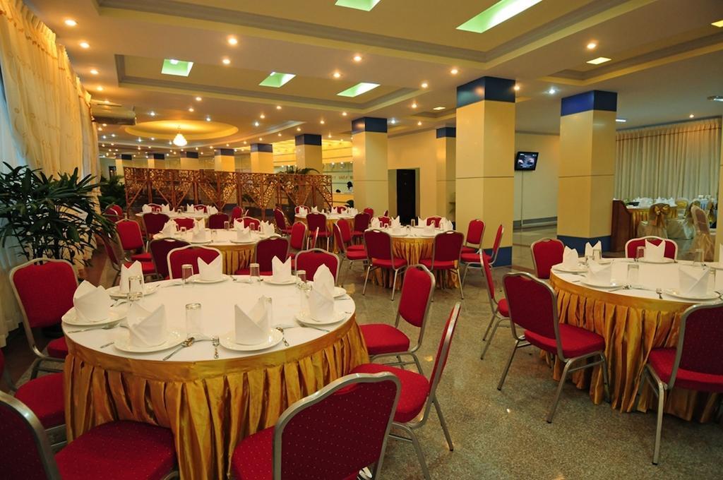 City Golf Resort Rangoon Buitenkant foto