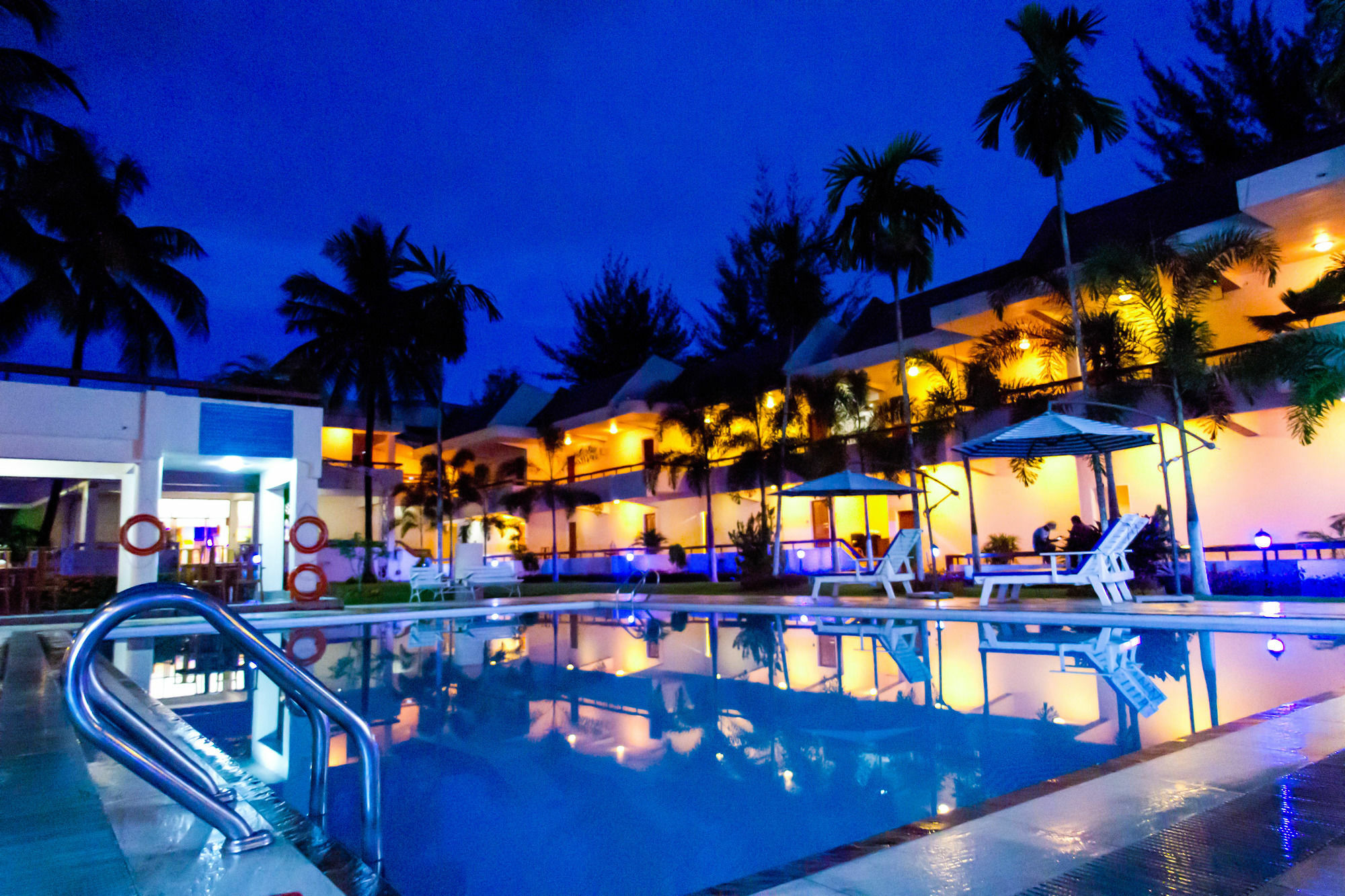 City Golf Resort Rangoon Buitenkant foto